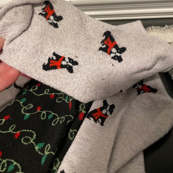 5 for $20: Target Christmas/Holiday socks - Picture 13 of 16